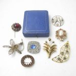 614 8541 BROOCHES